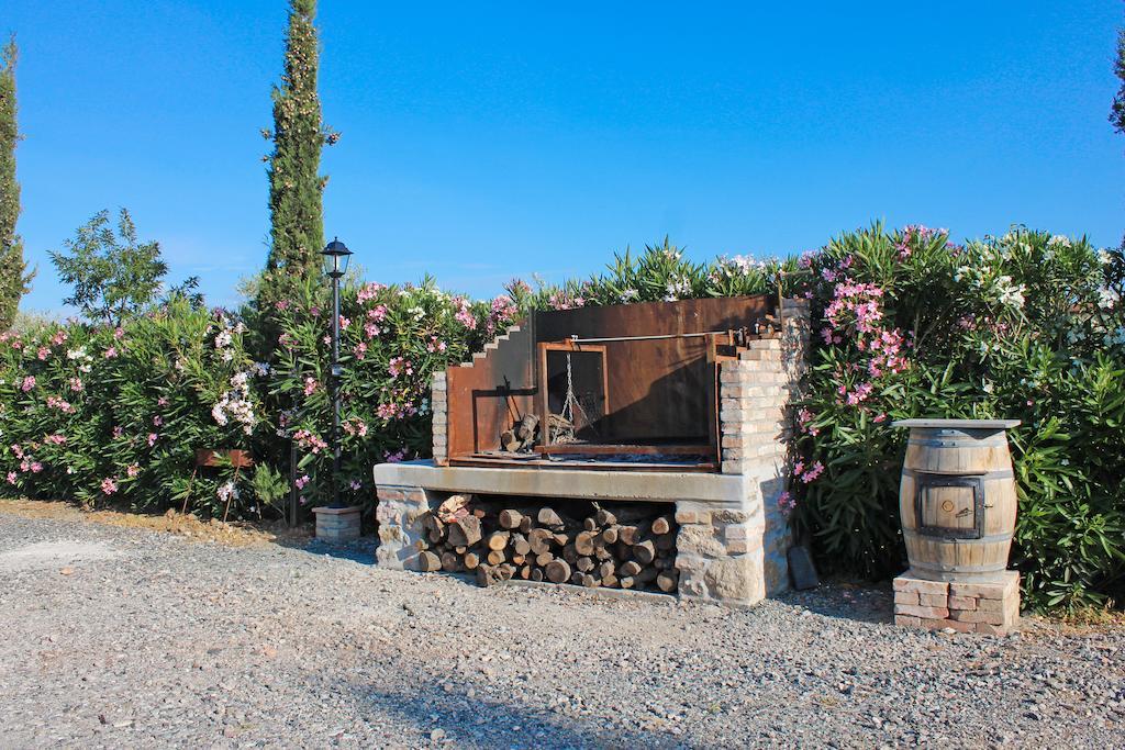Agriturismo Ferruggini Bolgheri Buitenkant foto